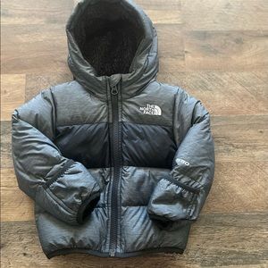 The north face infant Moondoggy 550 filled down jacket size 12 to 18 months